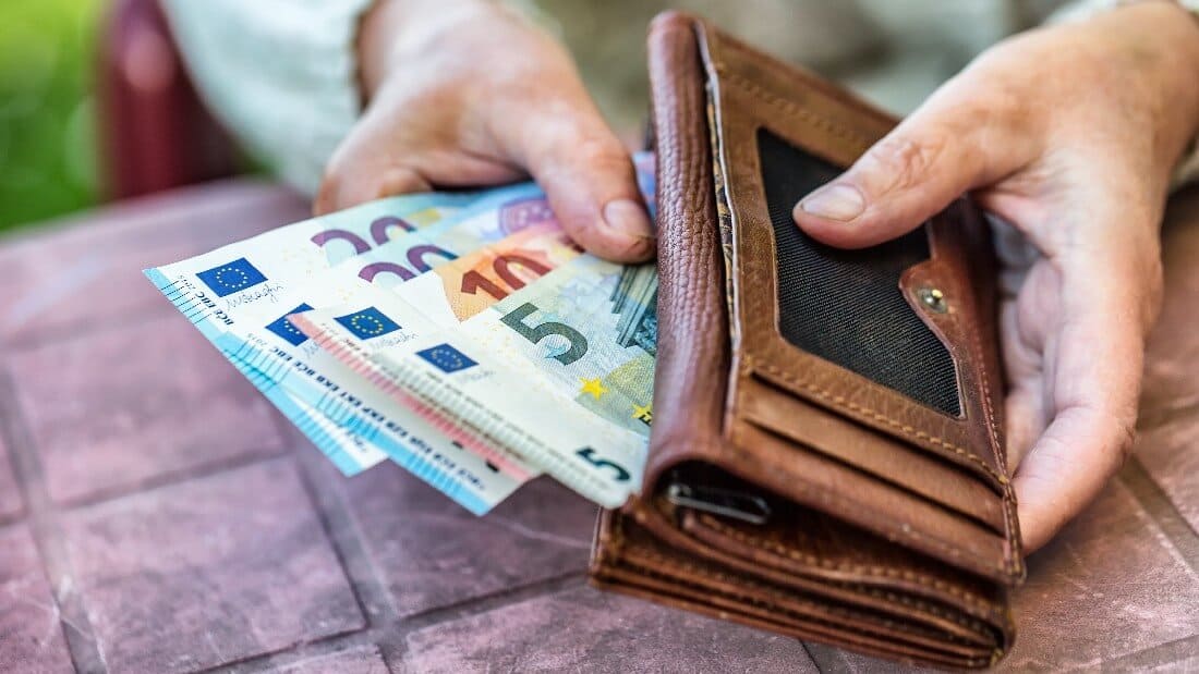 Geld Brieftasche Einkommen