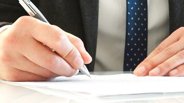 Bestehenden Kredit neu verhandeln
